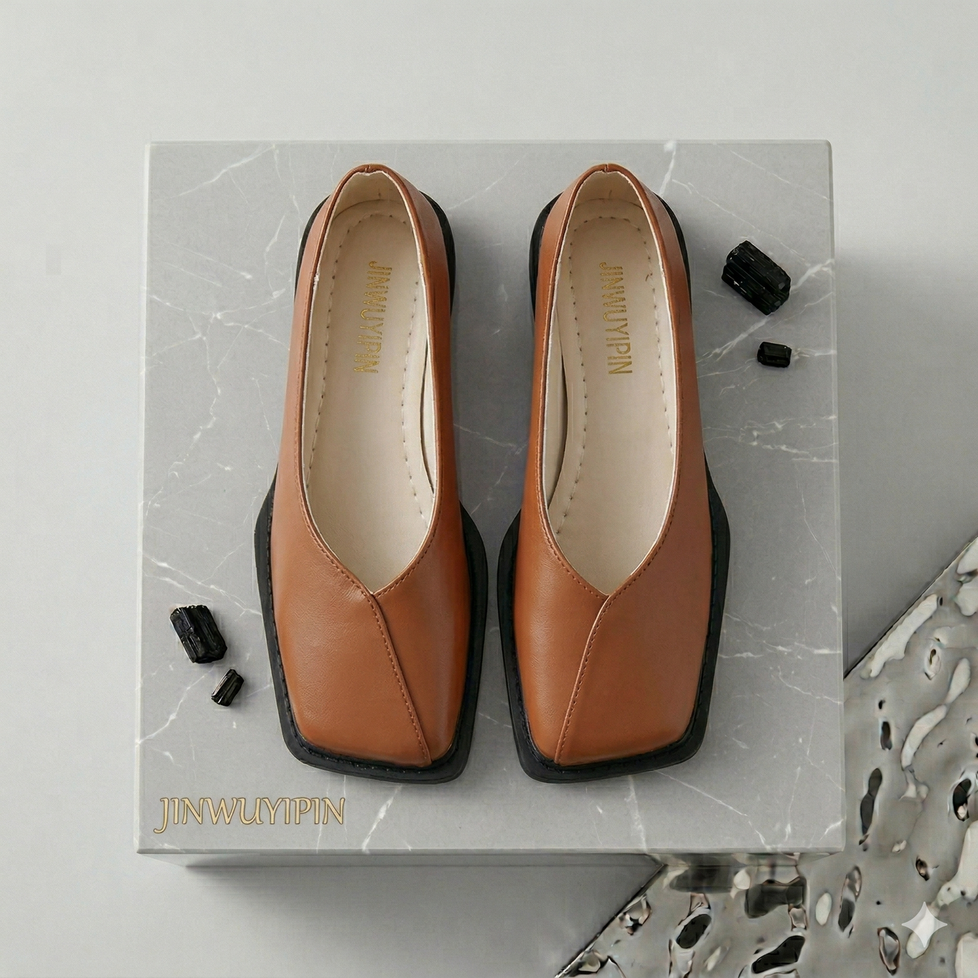 Camille Square Pump