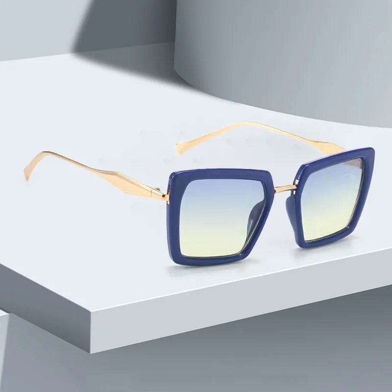 Selene Square Frame