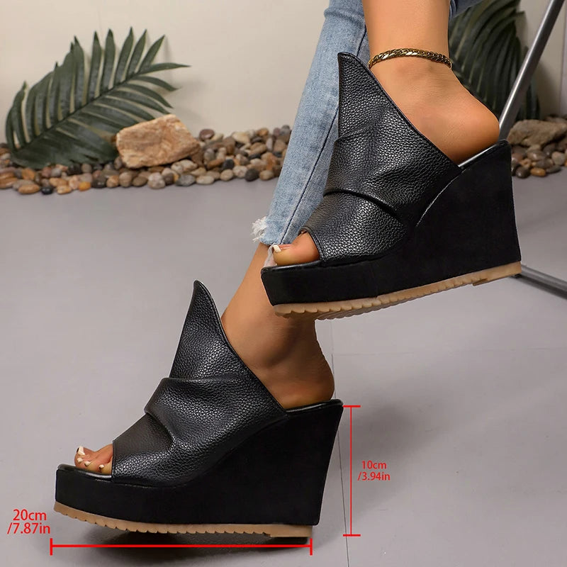 Valeria Platform Sandal