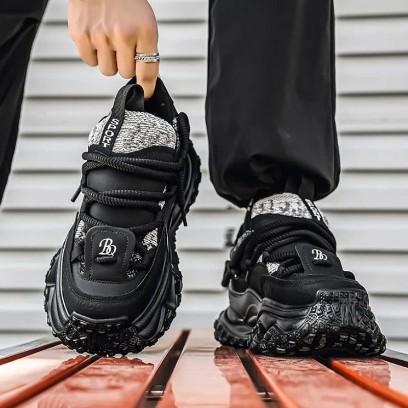 Axel Motion Sneakers