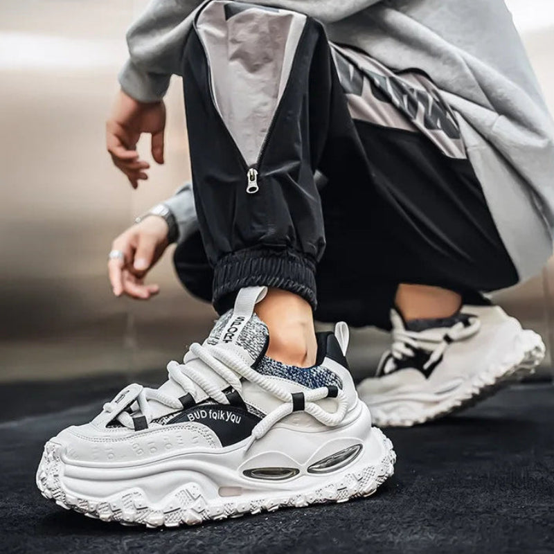 Axel Motion Sneakers