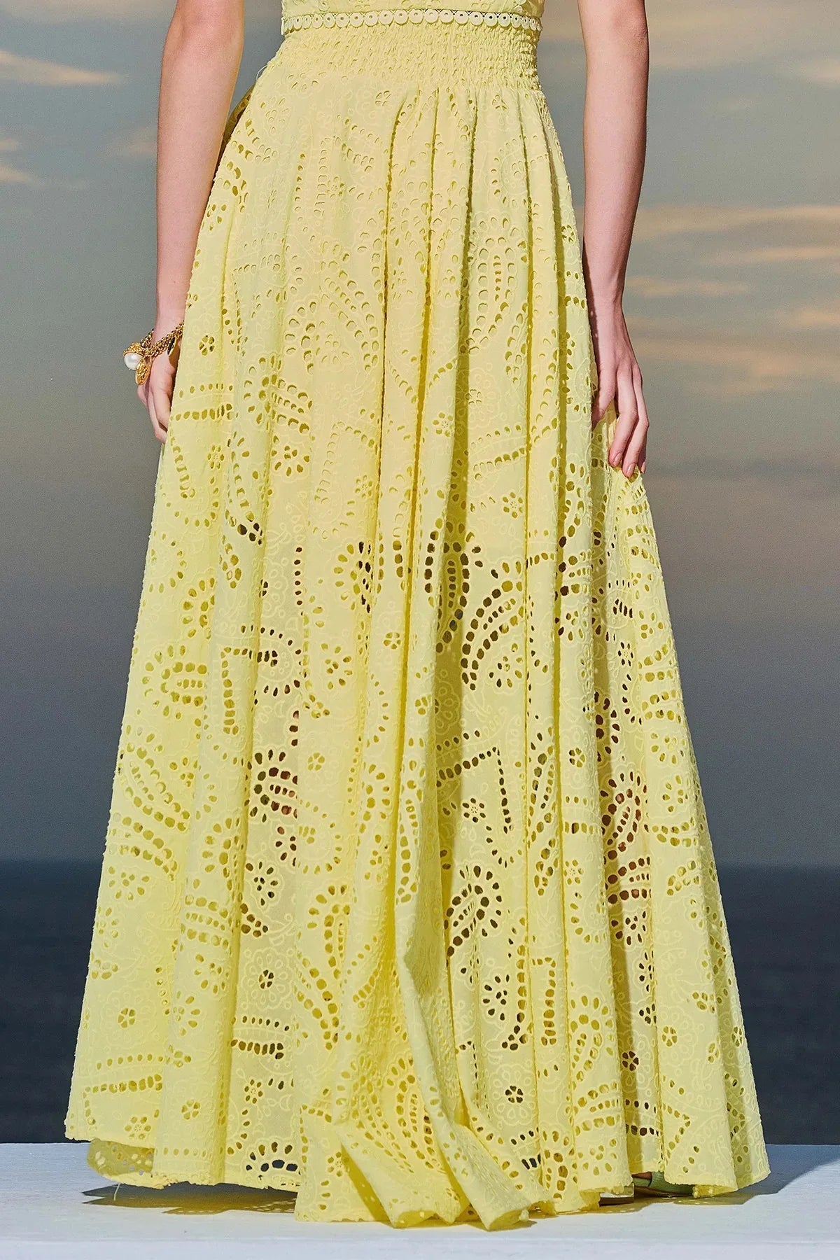 Aria Embroidered Set