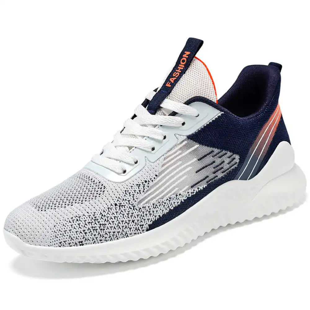 TR-5 Knit Trainer