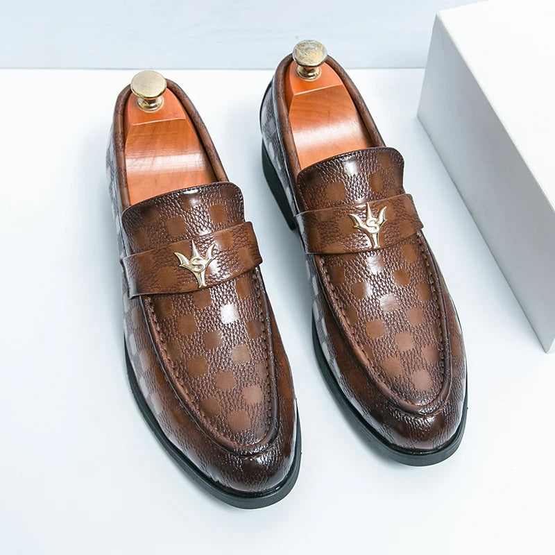 Gianni Crest Leather Loafer