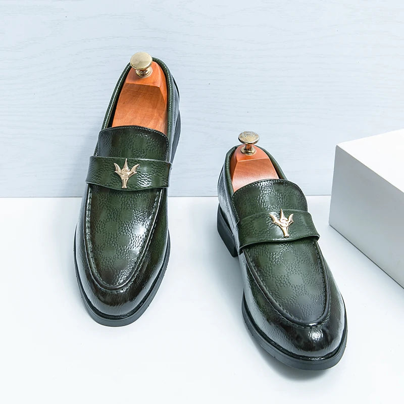 Gianni Crest Leather Loafer