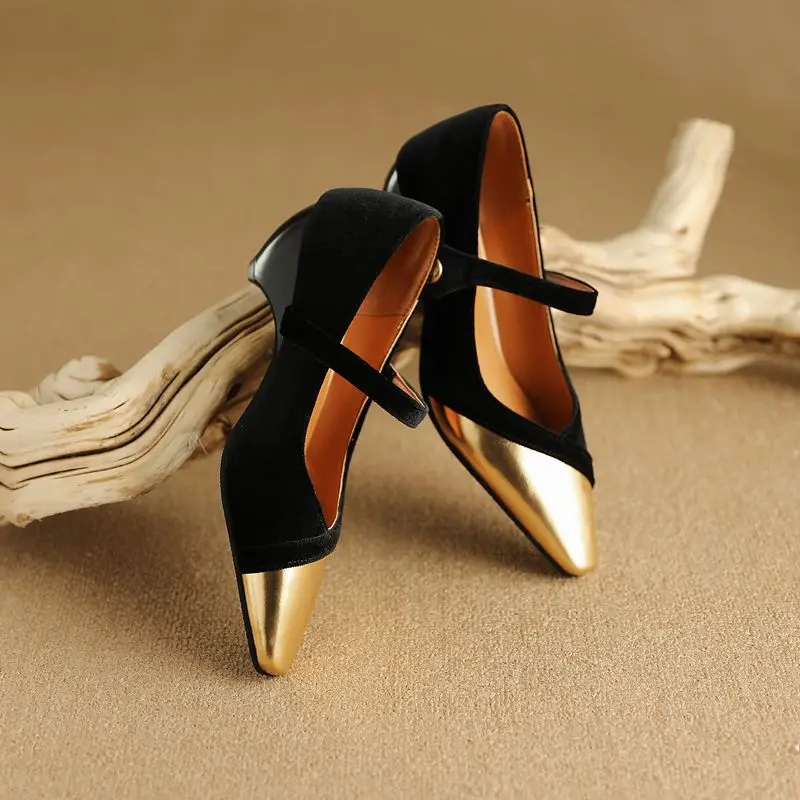 Goldtip Velvet Pump
