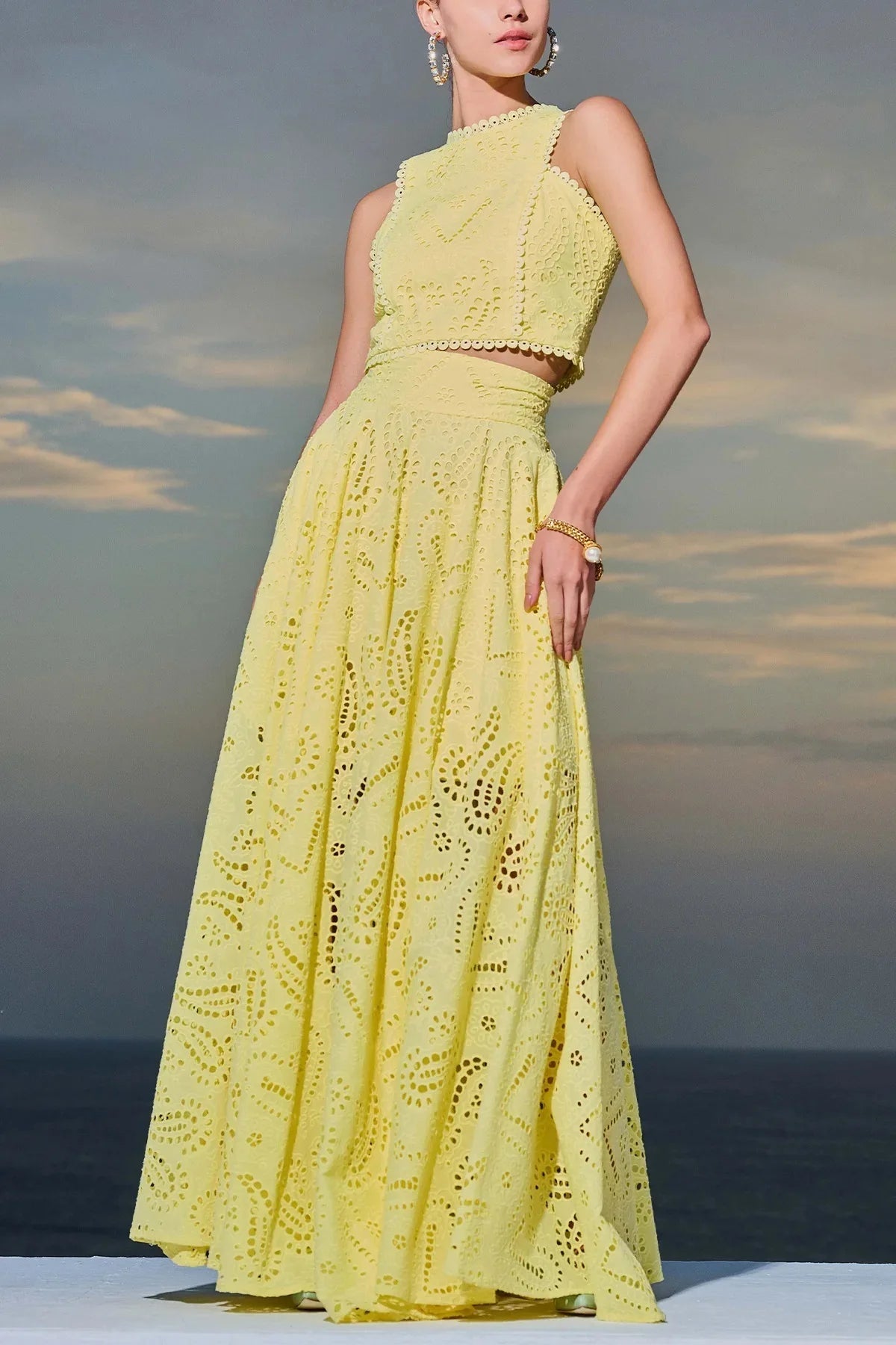 Aria Embroidered Set