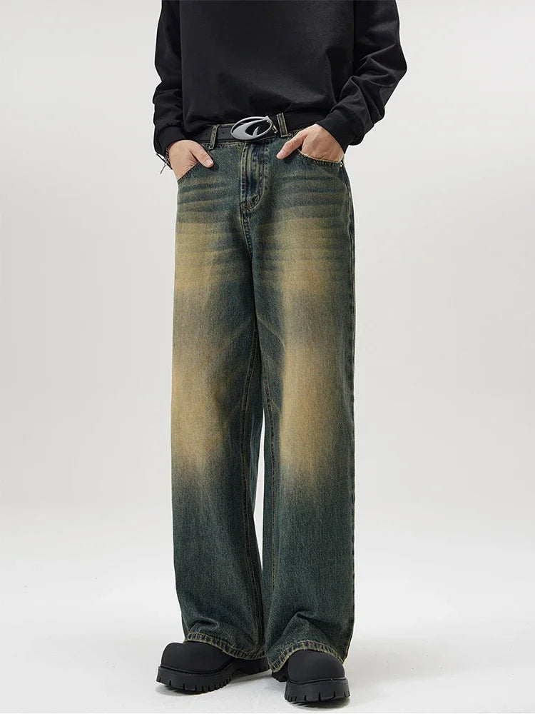 Darin Distressed Jeans