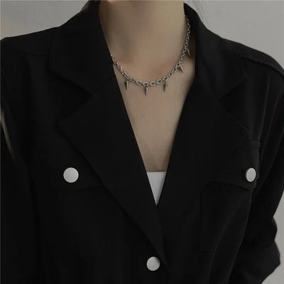 Axel Wolf Tooth Choker