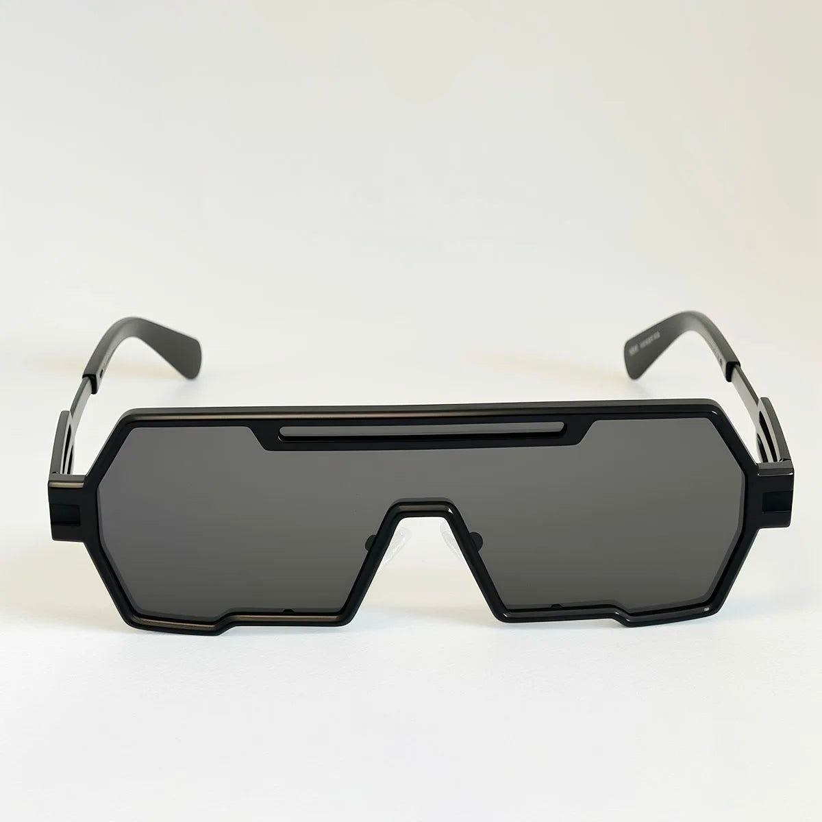 RB Futuristic Shape