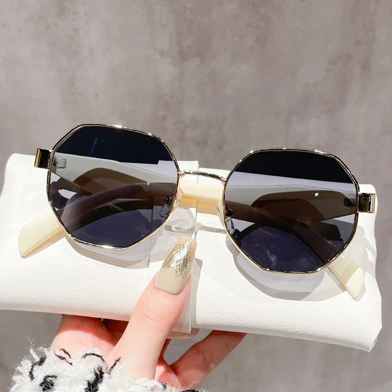 Arden Retro Shades