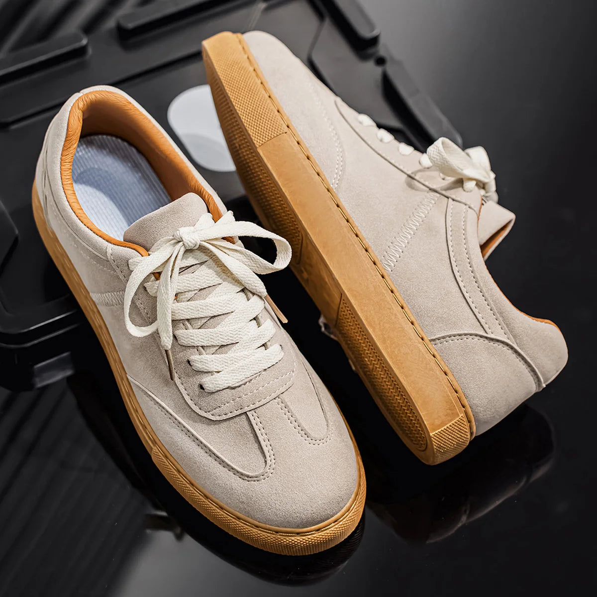 Noah Minimal Sneaker