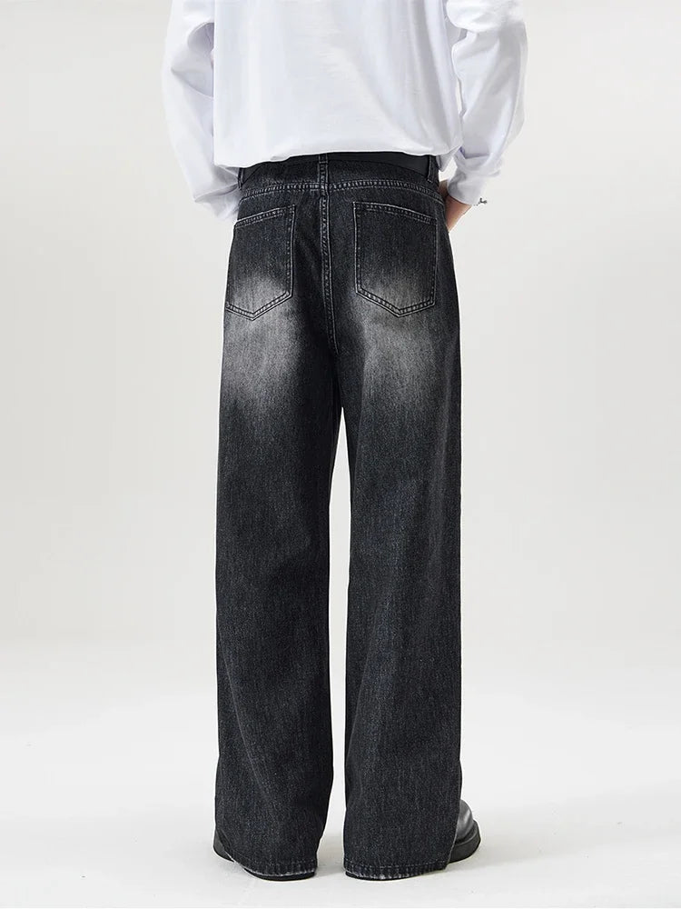 Darin Distressed Jeans