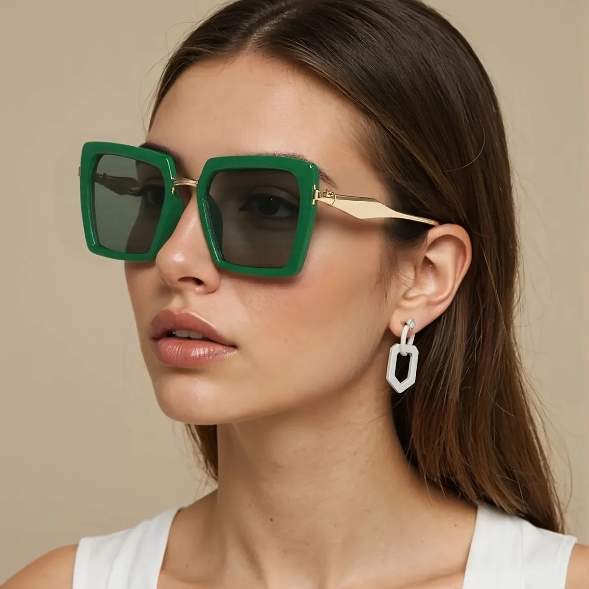 Selene Square Frame
