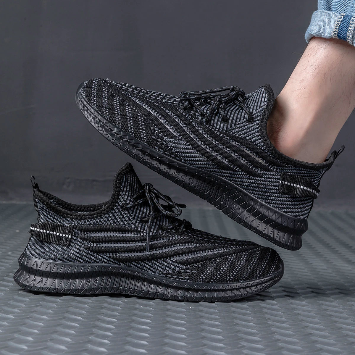 Luca Slip-On Sneakers – Men’s Breathable Casual Walking Shoes