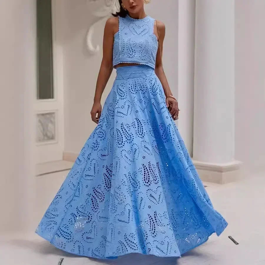 Aria Embroidered Set