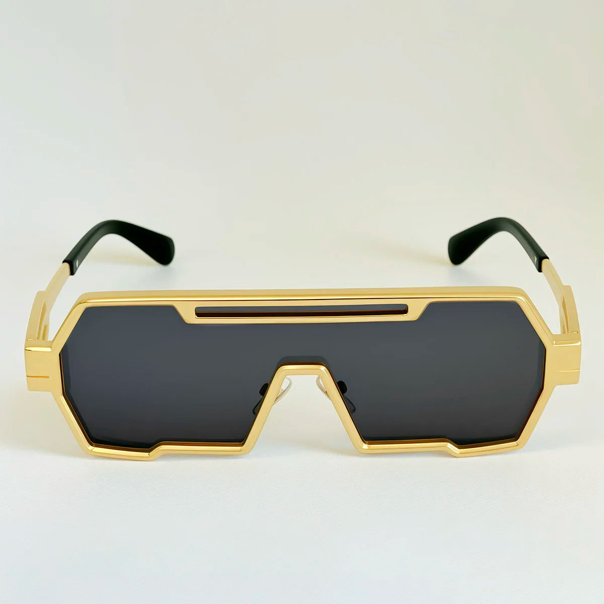 RB Futuristic Shape