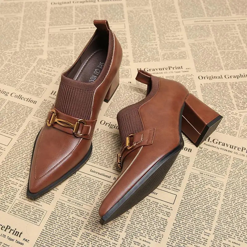 Elena Pump