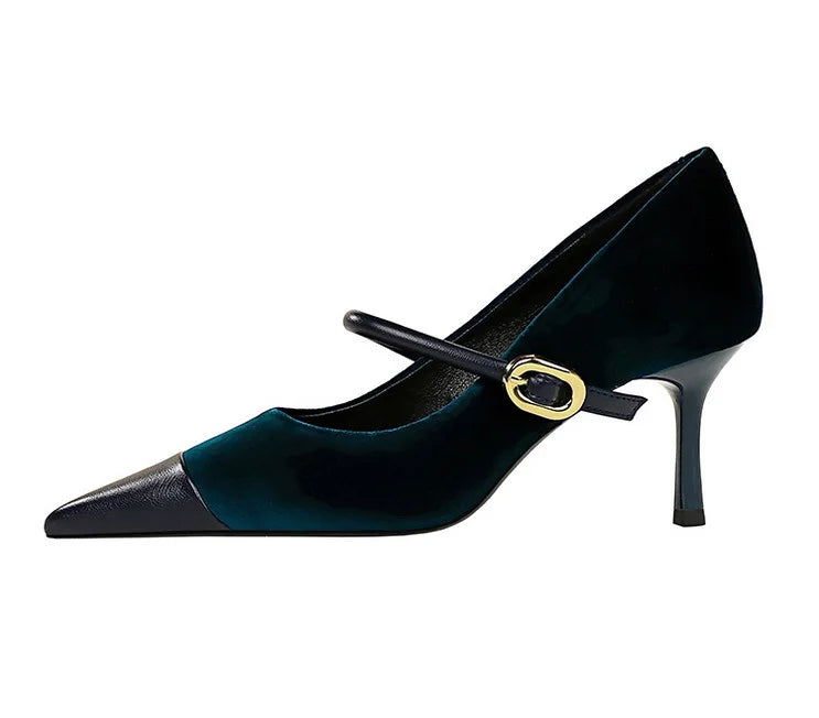 Amara Suede Pumps