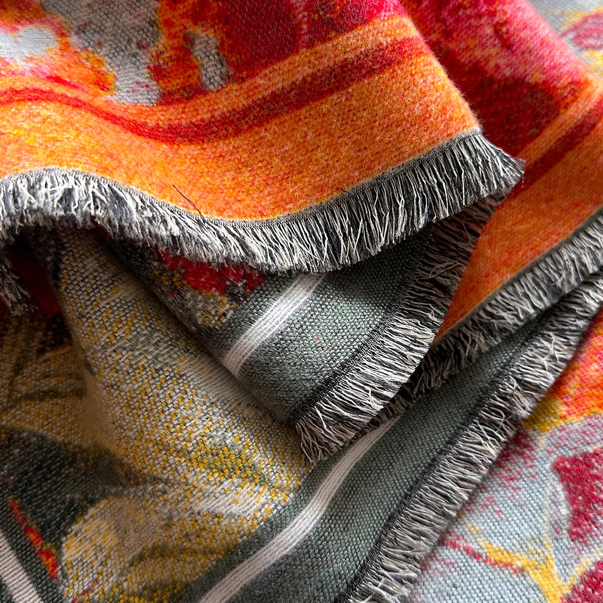 Giovanna Cashmere Floral Jacquard Poncho