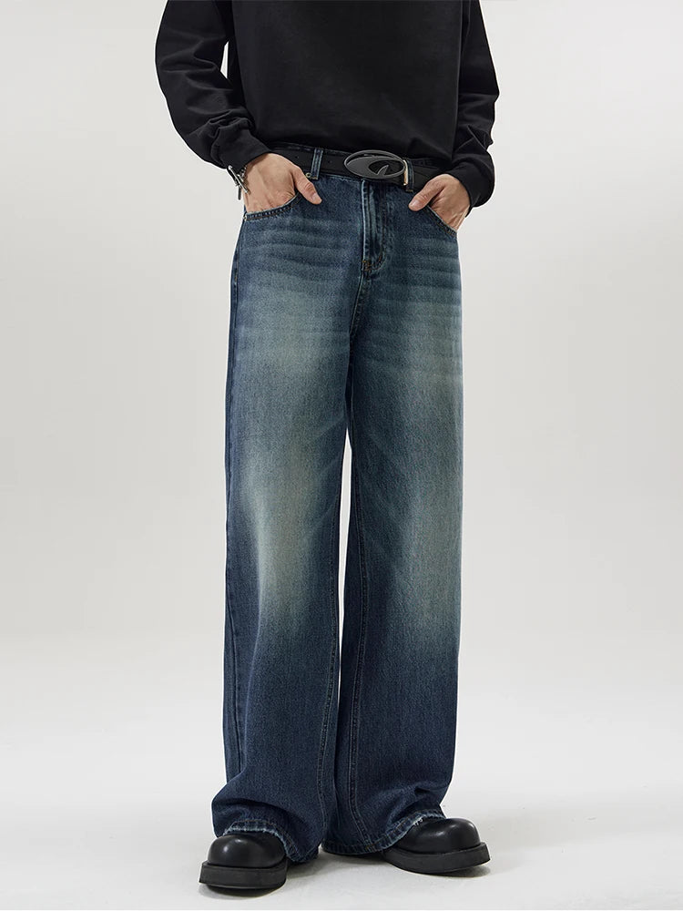 Darin Distressed Jeans