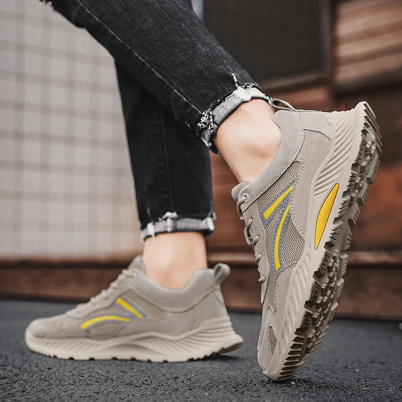 Bruson Walking Shoes