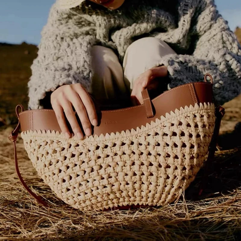 Ruffa Circle Straw Bag