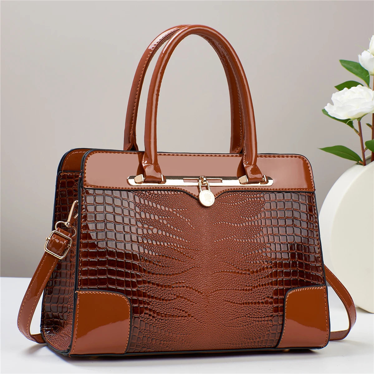 Milano 32 Croco Bag