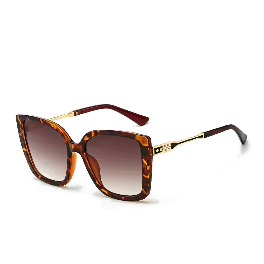 Elara Square Shade