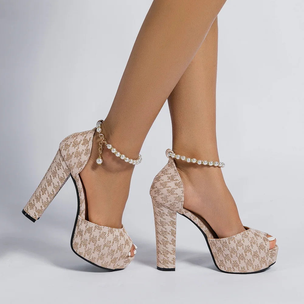 Carmen Perla Sandals