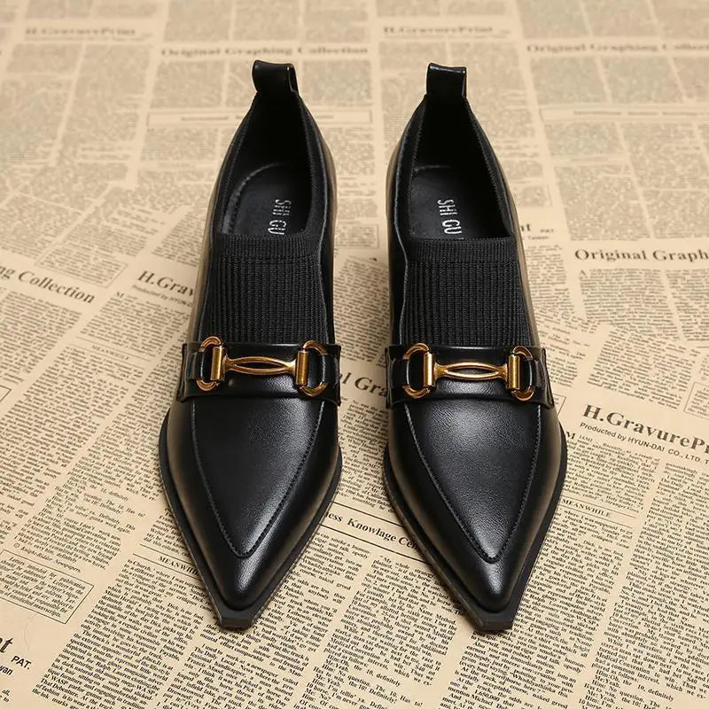 Elena Pump
