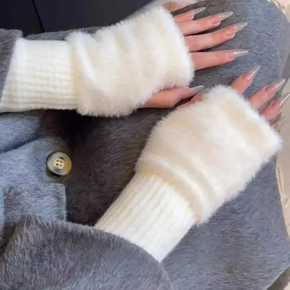 Luna Soft Half-Finger Gloves