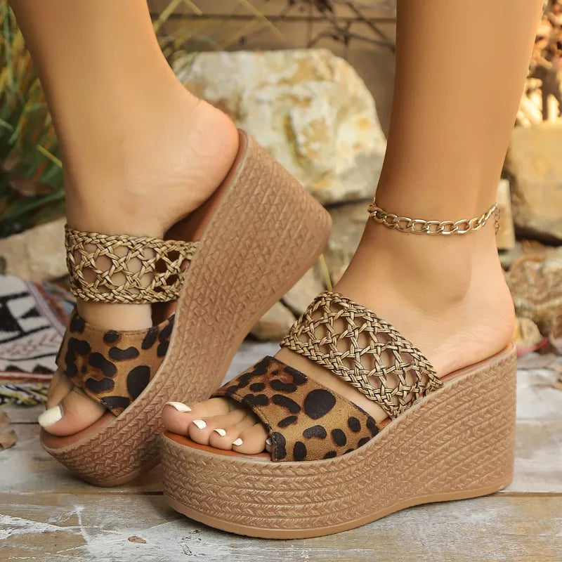 Savanna Wedge Slides