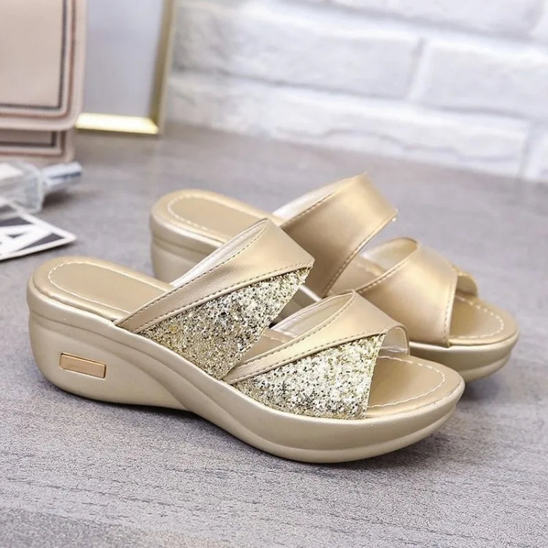 Lumi Comfort Slides