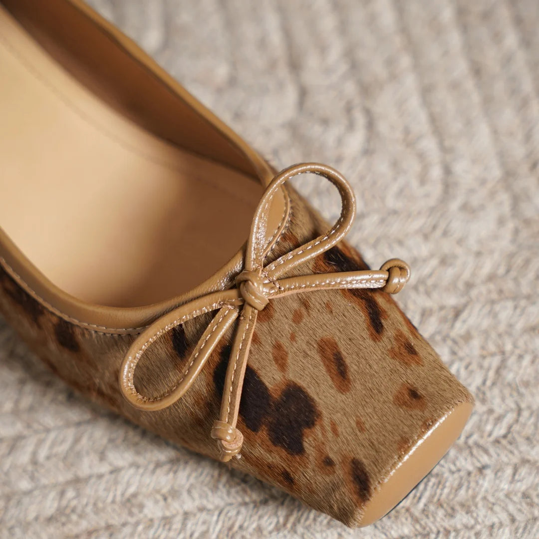 Claire Pumps