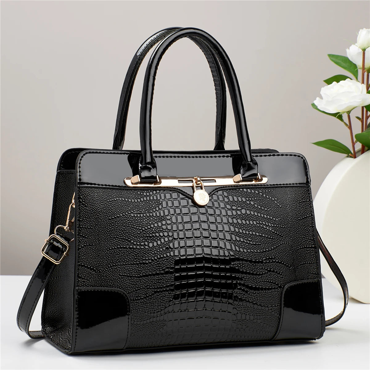 Milano 32 Croco Bag
