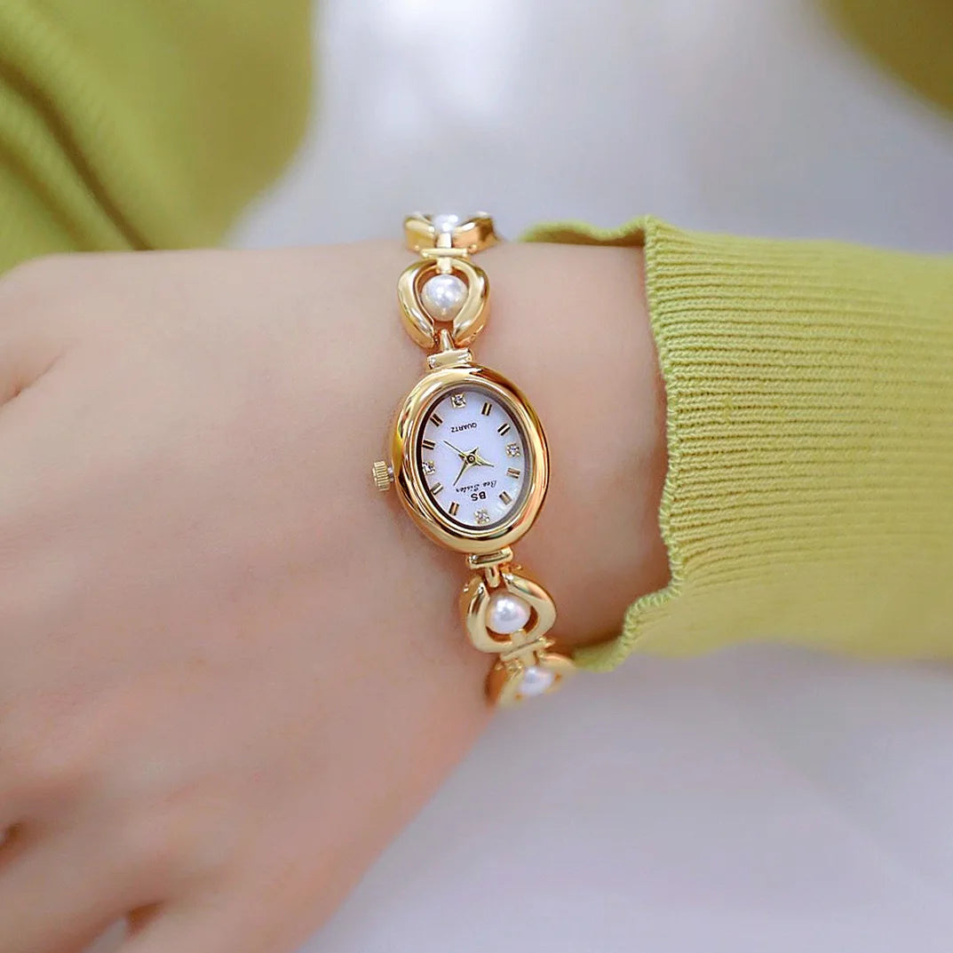 Aika Pearl Oval Watch
