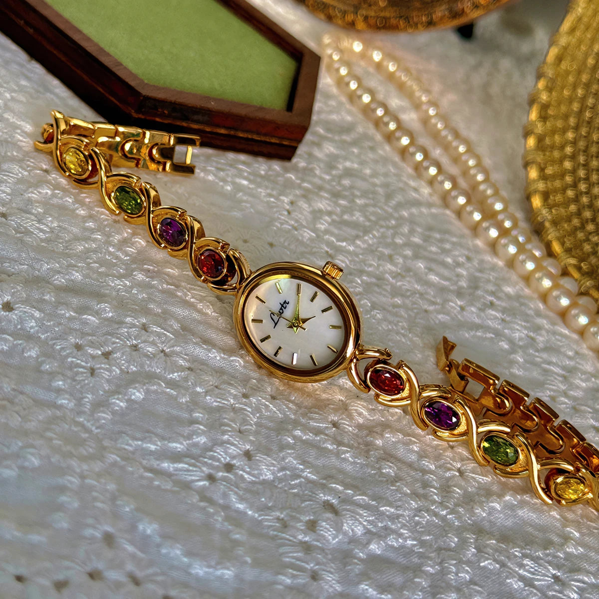Élise Oval Gem Watch