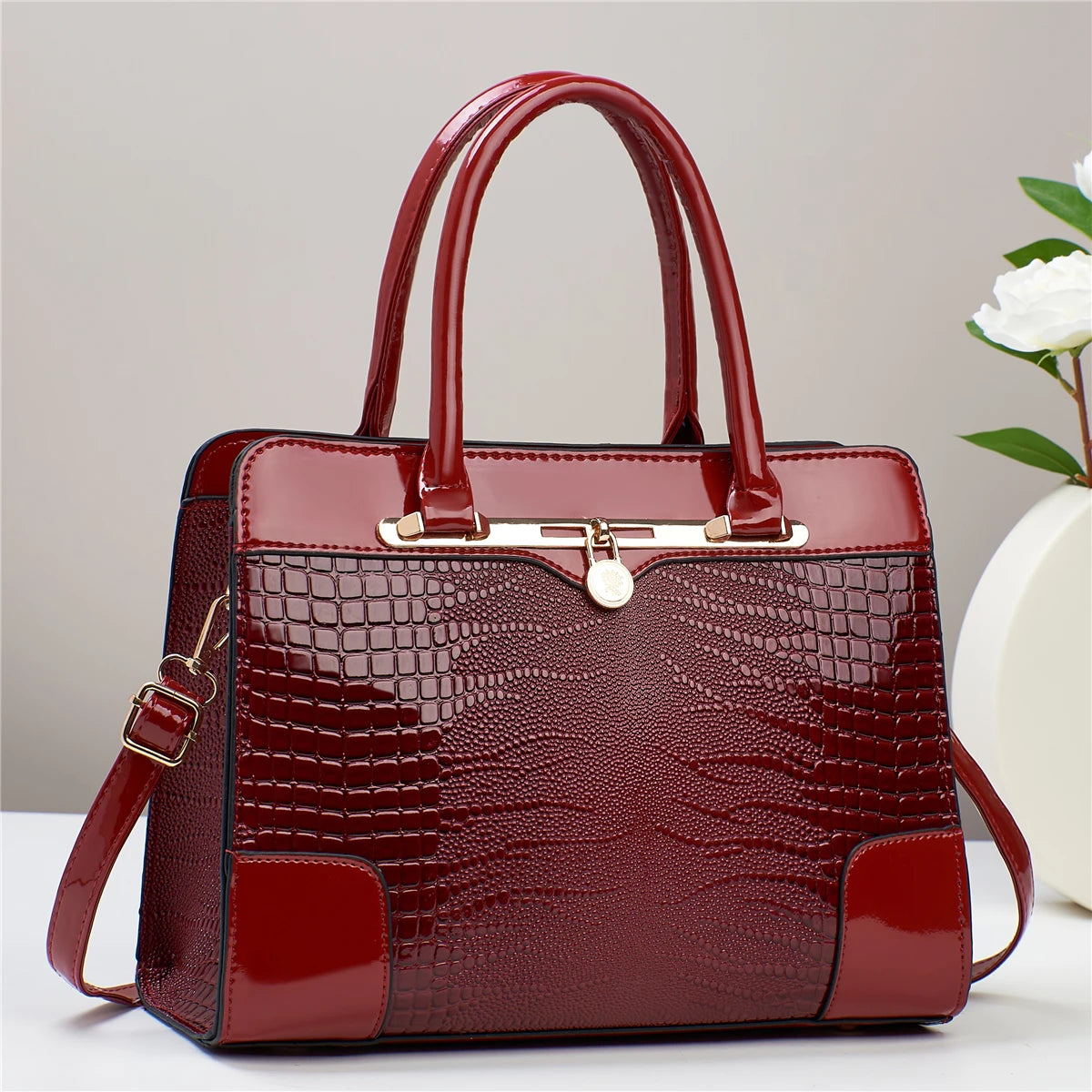 Milano 32 Croco Bag