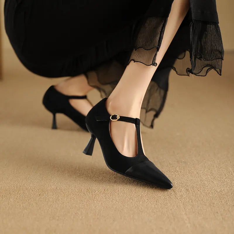 Lisa Suede Pumps