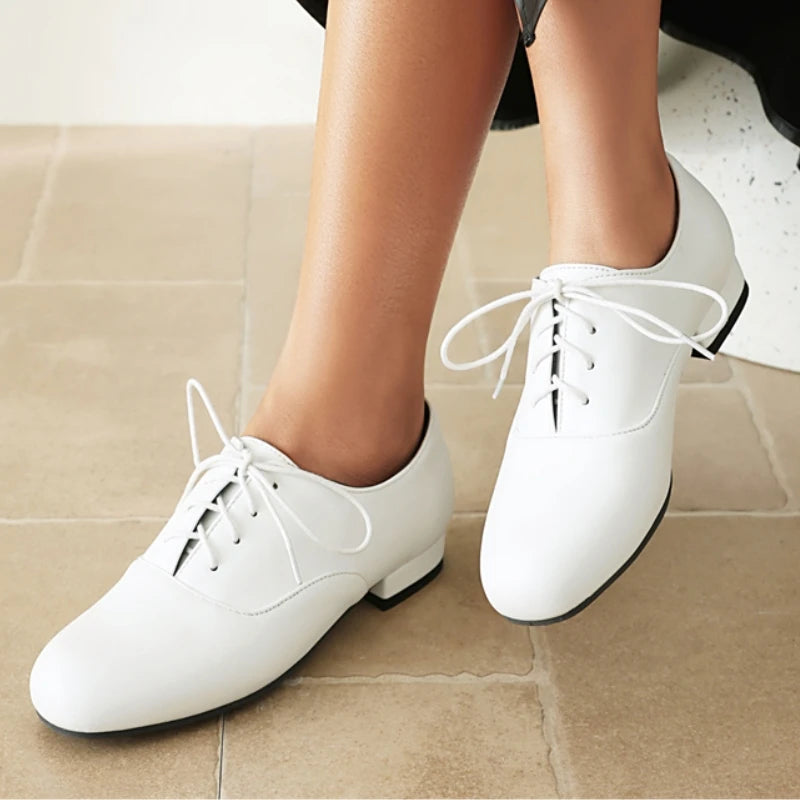 Verona Lace-Up Oxfords