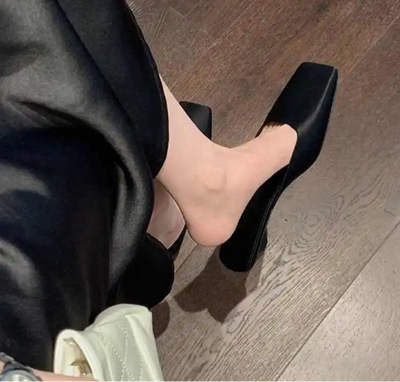 Lisa  Satin Mules