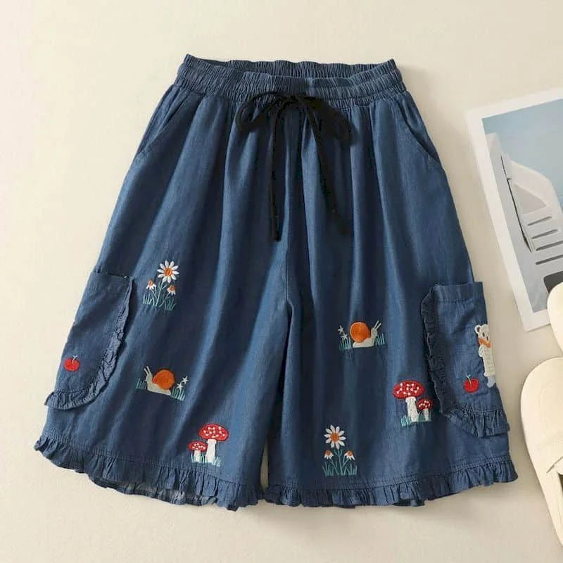 Meadow Embroidered Short