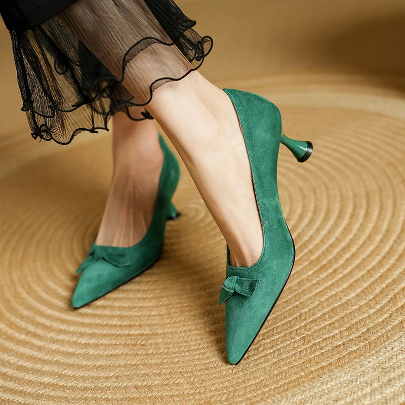 Classic Pointed Toe Heel Pumps