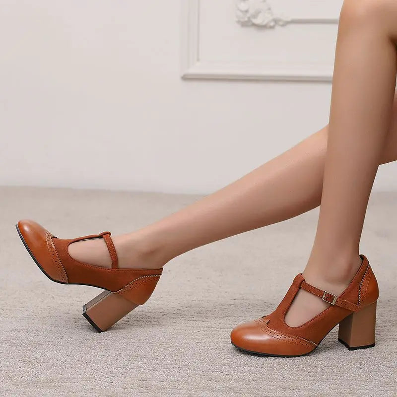 Ivy Buckle Heels Classic Round